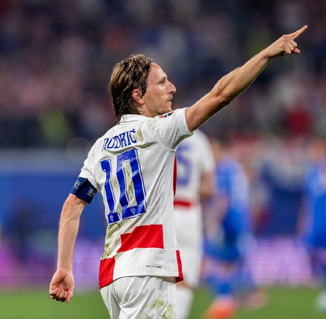 NBA总决赛：凯尔特人4-2掘金，塔图姆FMVP